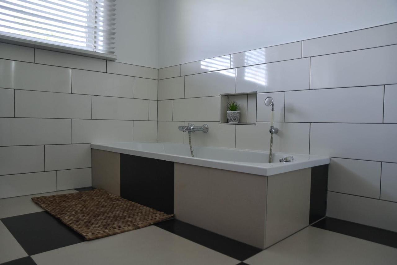 Spacious Comfort Villa Vera With Hottub Zeewolde Ngoại thất bức ảnh