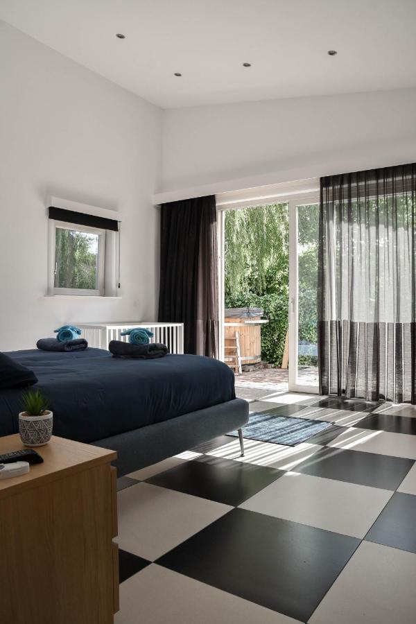 Spacious Comfort Villa Vera With Hottub Zeewolde Ngoại thất bức ảnh